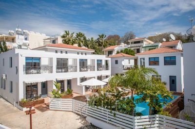 98218-building-for-sale-in-kissonergafull