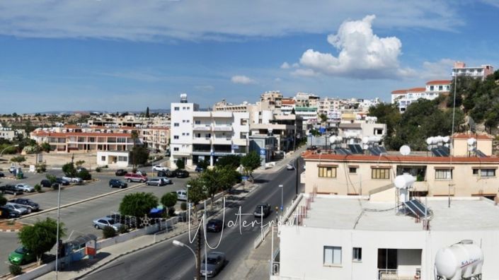 Image No.2-16 Bed Commercial for sale