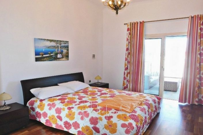 Image No.9-3 Bed Villa for sale