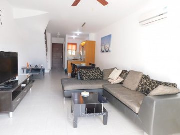 109298-town-house-for-sale-in-universalfull