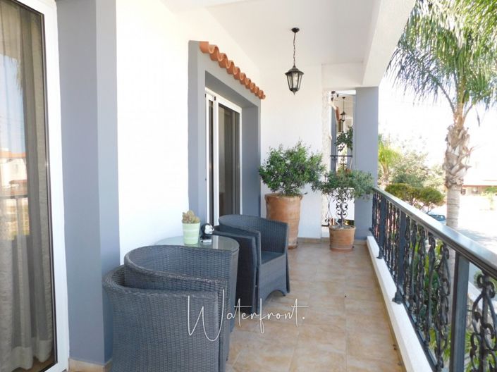 Image No.10-4 Bed Villa for sale