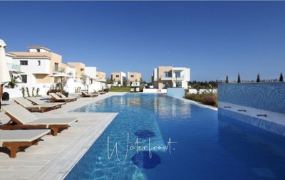 153759-town-house-for-sale-in-yeroskipoufull