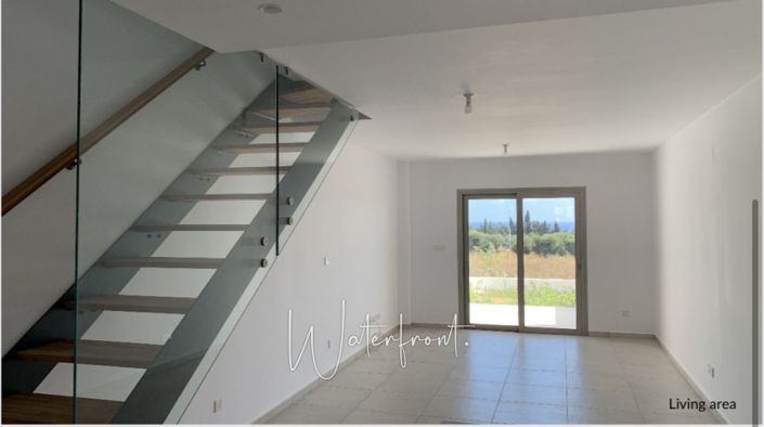 Image No.3-Maison de ville de 2 chambres à vendre à Yeroskipou