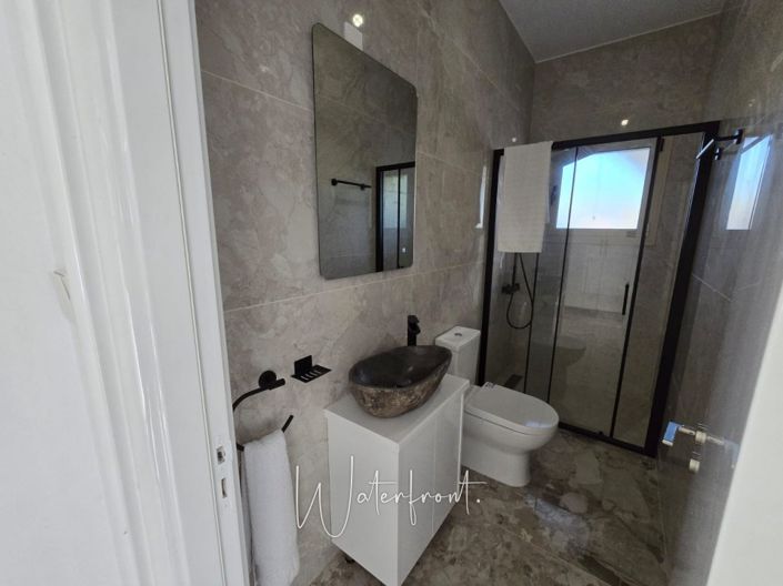 Image No.8-3 Bed Villa for sale