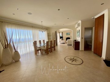 165358-detached-villa-for-sale-in-akoursosful