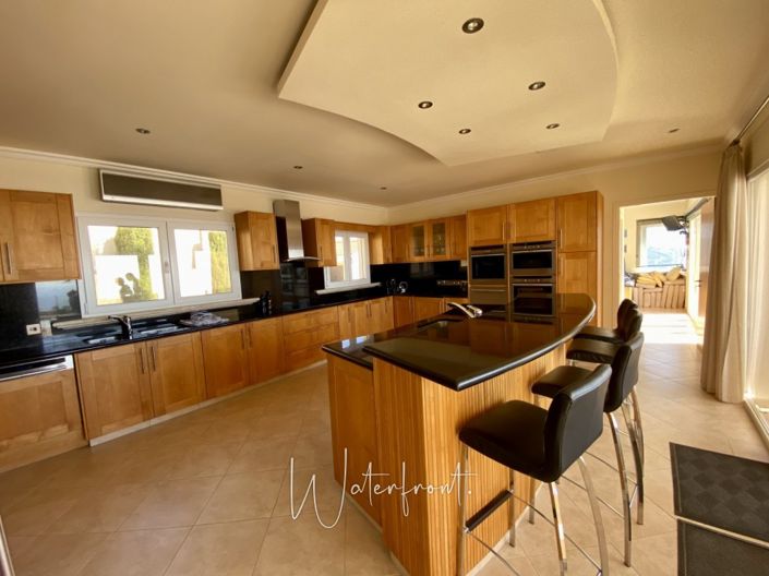 Image No.5-5 Bed Villa for sale