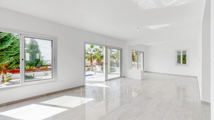 Image No.6-5 Bed Villa for sale