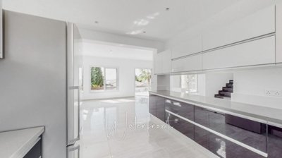 166045-detached-villa-for-sale-in-kissonergaf