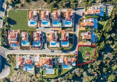 166208-bungalow-for-sale-in-neo-choriofull