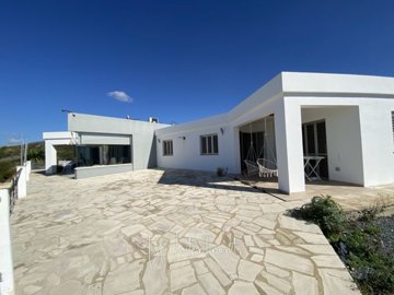166329-bungalow-for-sale-in-mesa-choriofull