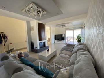 166324-bungalow-for-sale-in-mesa-choriofull