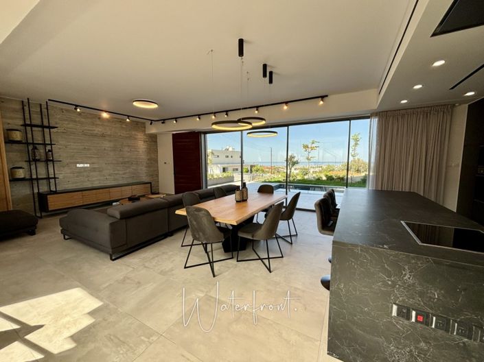 Image No.2-Villa de 3 chambres à vendre à Konia