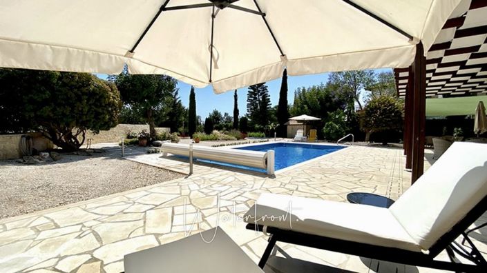 Image No.2-4 Bed Villa for sale