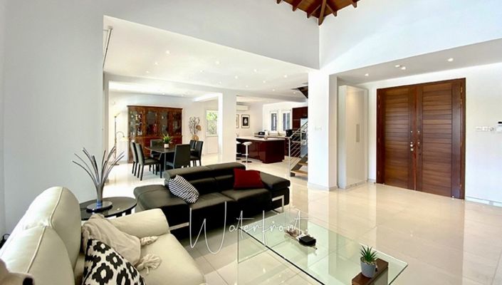 Image No.4-4 Bed Villa for sale