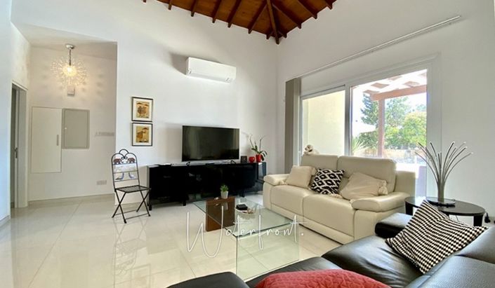 Image No.5-4 Bed Villa for sale