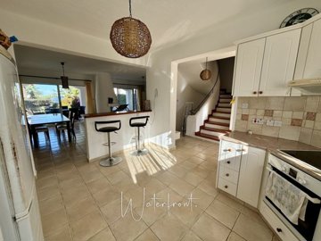175116-detached-villa-for-sale-in-chlorakaful