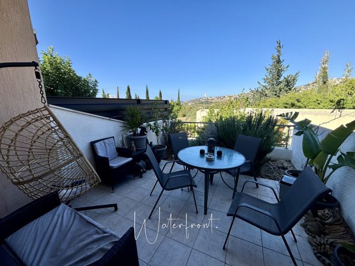 Image No.3-2 Bed Townhouse for sale