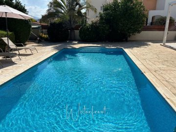 176141-detached-villa-for-sale-in-coral-bayfu
