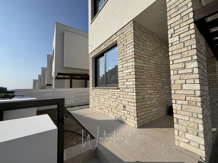 Image No.3-3 Bed Villa for sale