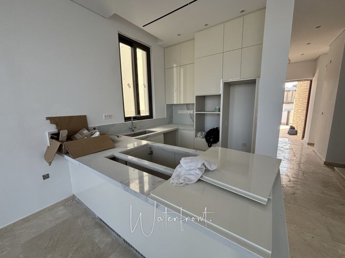 Image No.6-3 Bed Villa for sale