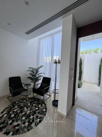 Image No.8-Villa for sale