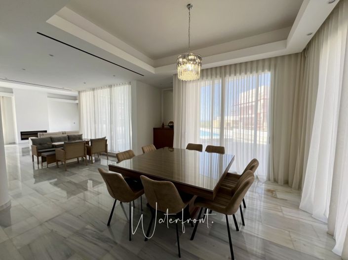 Image No.4-Villa de 5 chambres à vendre à Yeroskipou