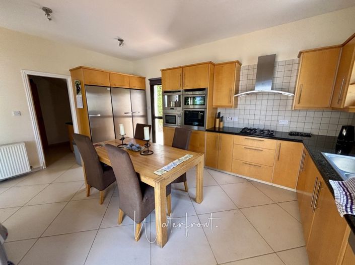 Image No.4-3 Bed Villa for sale