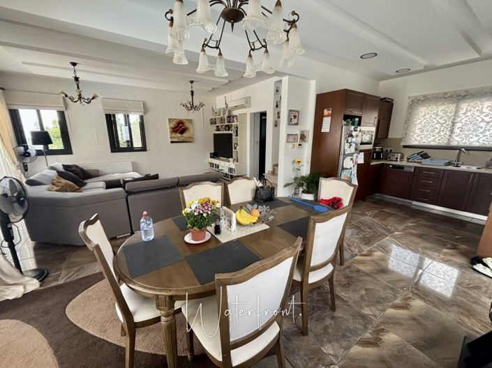 Image No.7-Villa de 3 chambres à vendre à Peyia