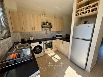 182756-apartment-for-sale-in-mandriafull