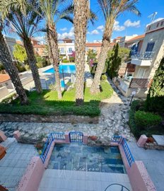 183164-town-house-for-sale-in-universalfull