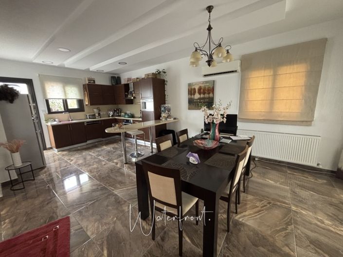 Image No.5-3 Bed Villa for sale