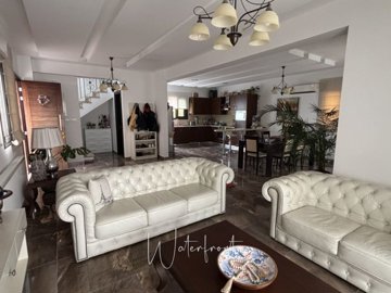 183295-detached-villa-for-sale-in-peyiafull