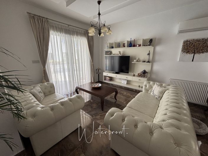 Image No.7-3 Bed Villa for sale