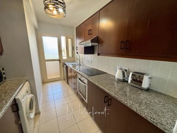 183555-apartment-for-sale-in-universalfull