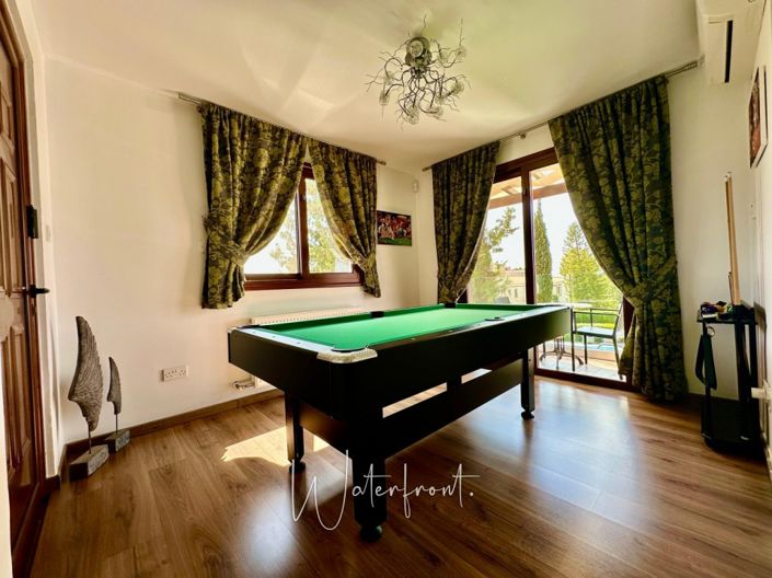 Image No.7-7 Bed Villa for sale