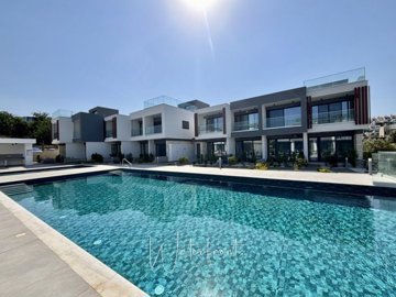 185116-town-house-for-sale-in-chlorakafull