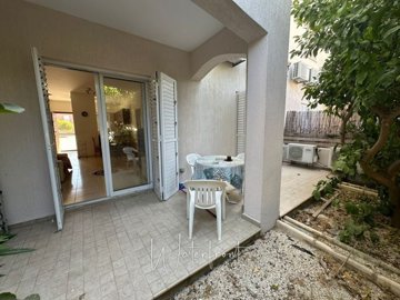 196316-apartment-for-sale-in-mandriafull