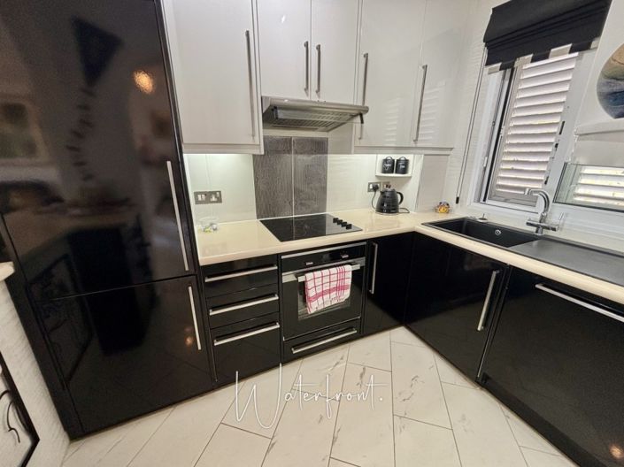 Image No.5-2 Bed Villa for sale