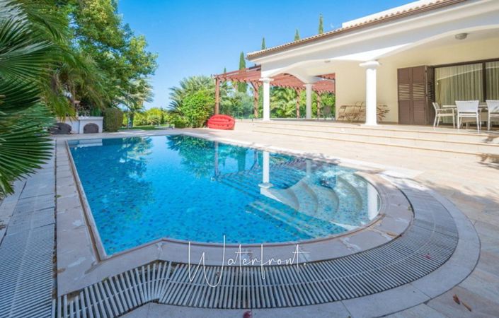 Image No.2-4 Bed Villa for sale