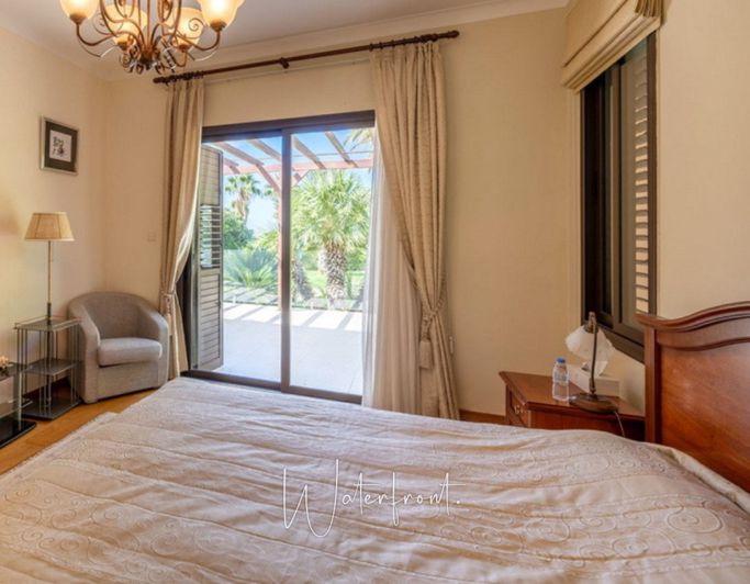 Image No.9-4 Bed Villa for sale