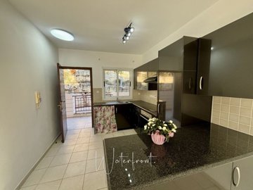 185615-apartment-for-sale-in-universalfull