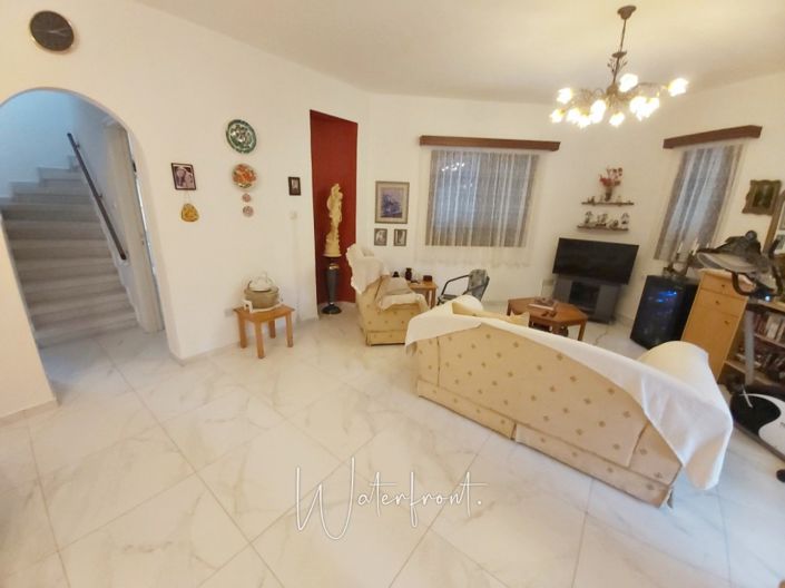 Image No.6-2 Bed Villa for sale