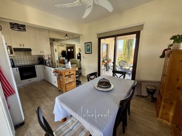 187234-detached-villa-for-sale-in-peristerona