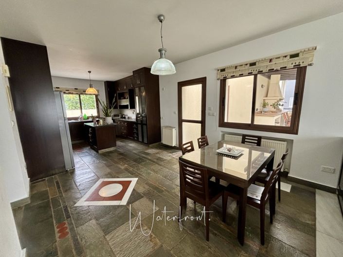 Image No.8-3 Bed Villa for sale