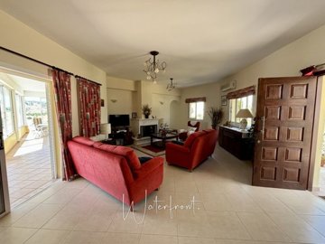 188368-bungalow-for-sale-in-natafull