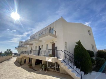 189251-town-house-for-sale-in-peyiafull