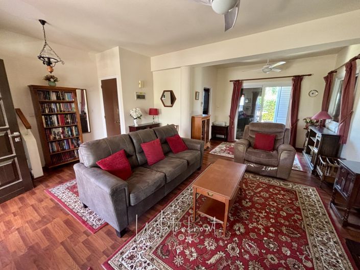 Image No.9-2 Bed Villa for sale