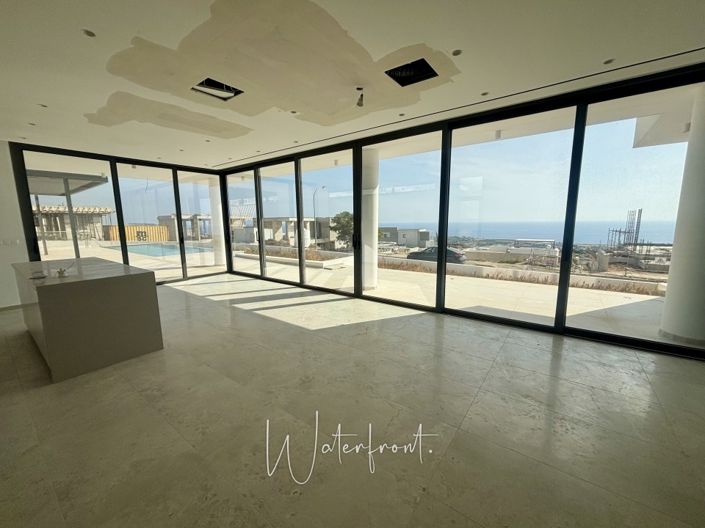 Image No.2-4 Bed Villa for sale
