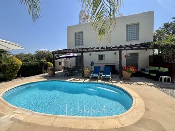 190199-apartment-for-sale-in-peyiafull