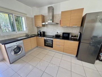 190171-apartment-for-sale-in-peyiafull